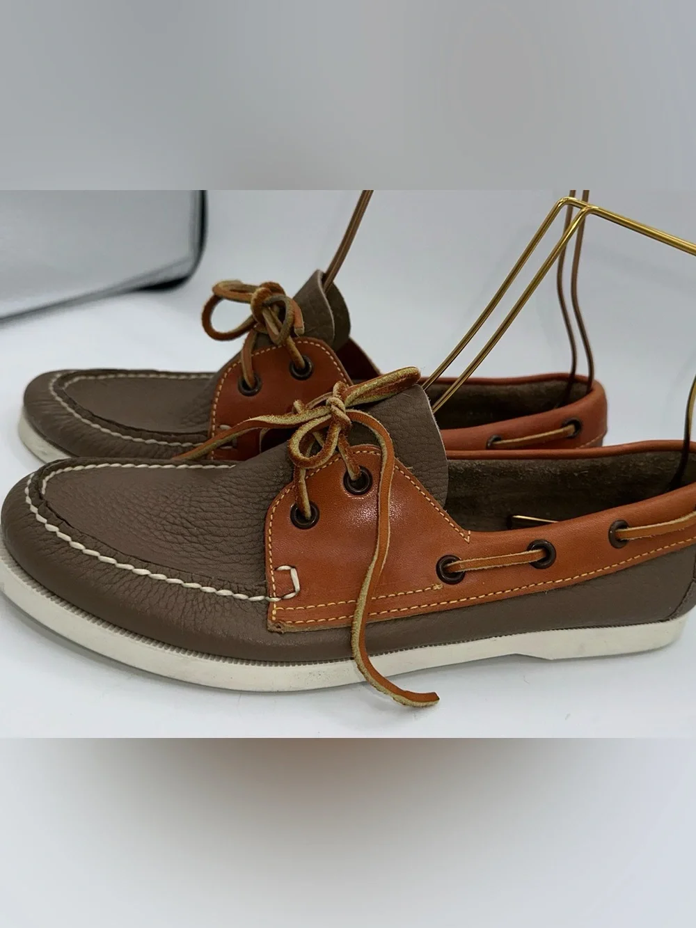 Dooney & Bourke Regatta Pebbled Leather Loafer Taupe 8.5 N Boat Deck Shoes AA23